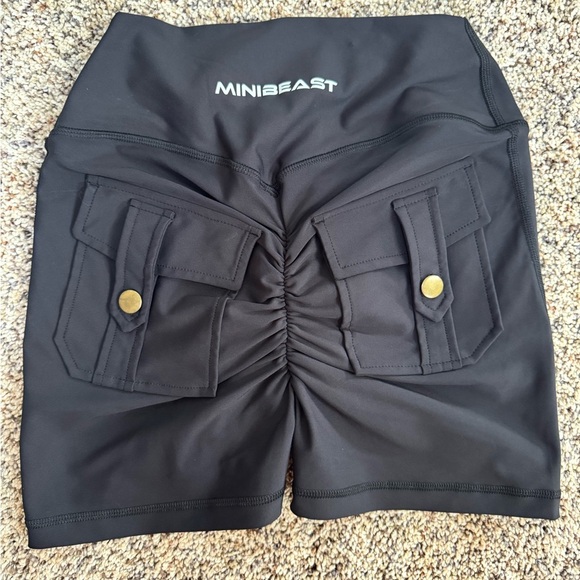 NWT MINIBEAST CURVE CARGO SHORTS -Black - Picture 8 of 8